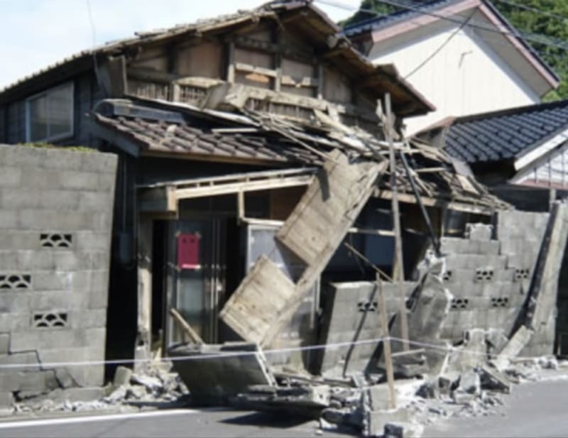 中越沖地震の画像